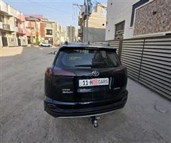 تۆیۆتا ڕاڤ 4